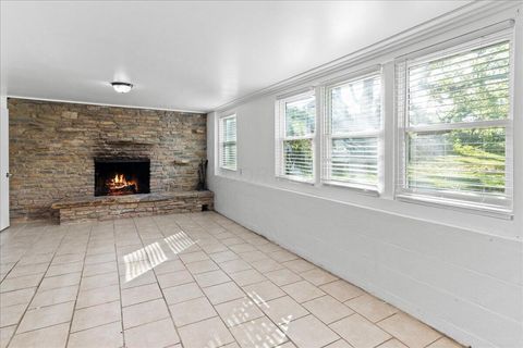 Tiny photo for 718 N Main Street, Marysville, OH 43040 (MLS # 225037730)