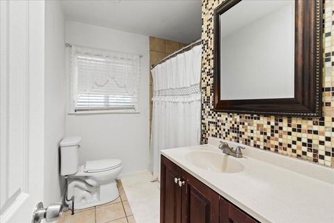 Tiny photo for 718 N Main Street, Marysville, OH 43040 (MLS # 225037730)