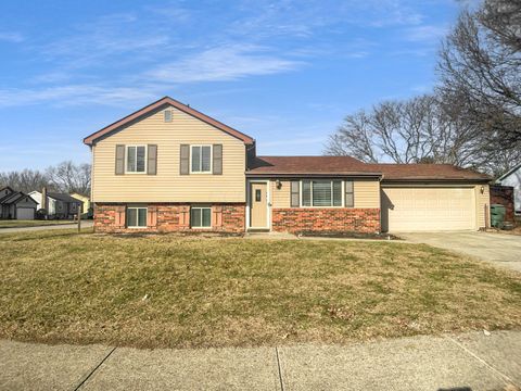 Photo of 3511 Countryview Drive, Canal Winchester, OH 43110 (MLS # 226002790)