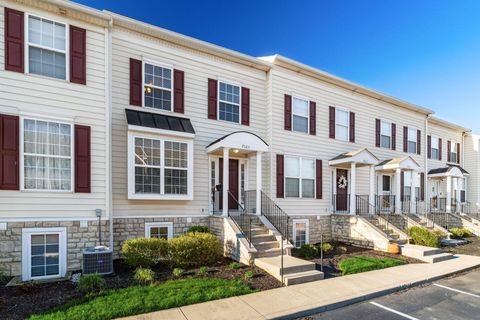 Tiny photo for 7005 Monarchos Drive 11 #11, New Albany, OH 43054 (MLS # 226011140)
