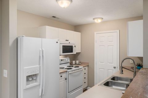 Tiny photo for 7005 Monarchos Drive 11 #11, New Albany, OH 43054 (MLS # 226011140)
