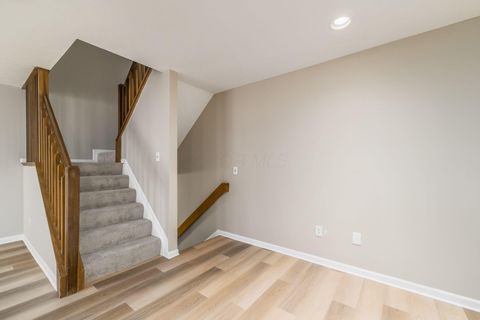 Tiny photo for 7005 Monarchos Drive 11 #11, New Albany, OH 43054 (MLS # 226011140)