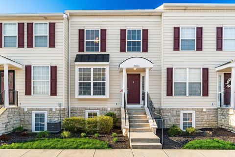 Photo of 7005 Monarchos Drive 11 #11, New Albany, OH 43054 (MLS # 226011140)