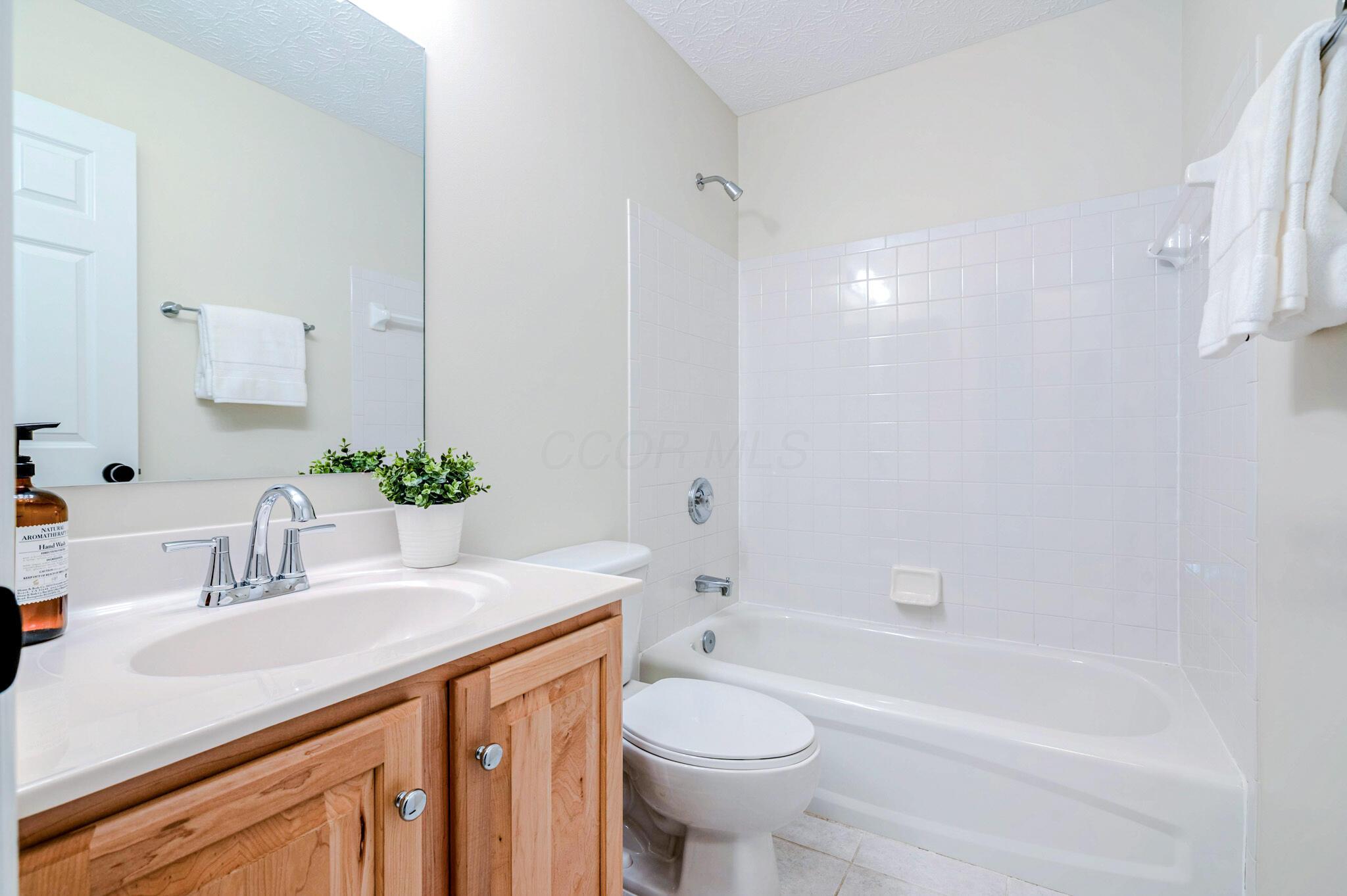 4457 Greensbury Drive, New Albany, Ohio image 15