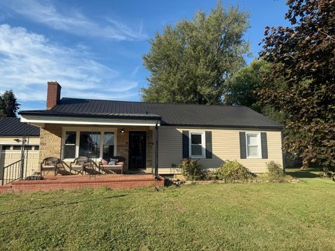 Photo of 336 Myrtle Avenue, Newark, OH 43055 (MLS # 225037778)