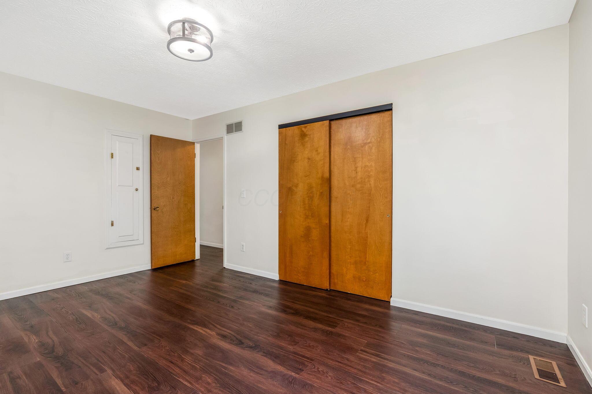 5713 Shannon Heights Boulevard, Dublin, Ohio image 31