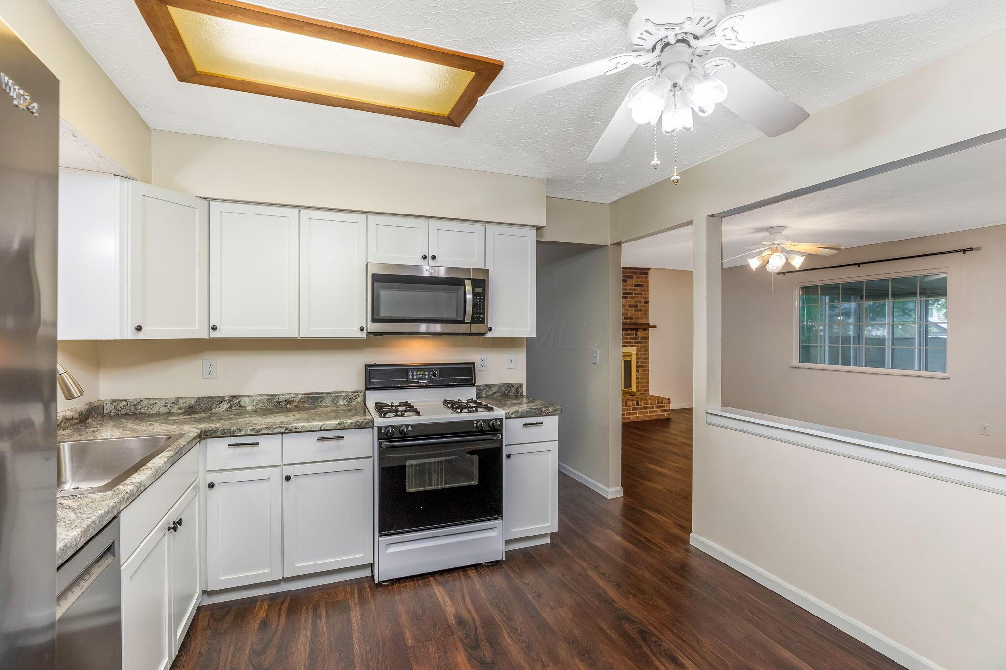 5713 Shannon Heights Boulevard, Dublin, Ohio image 13