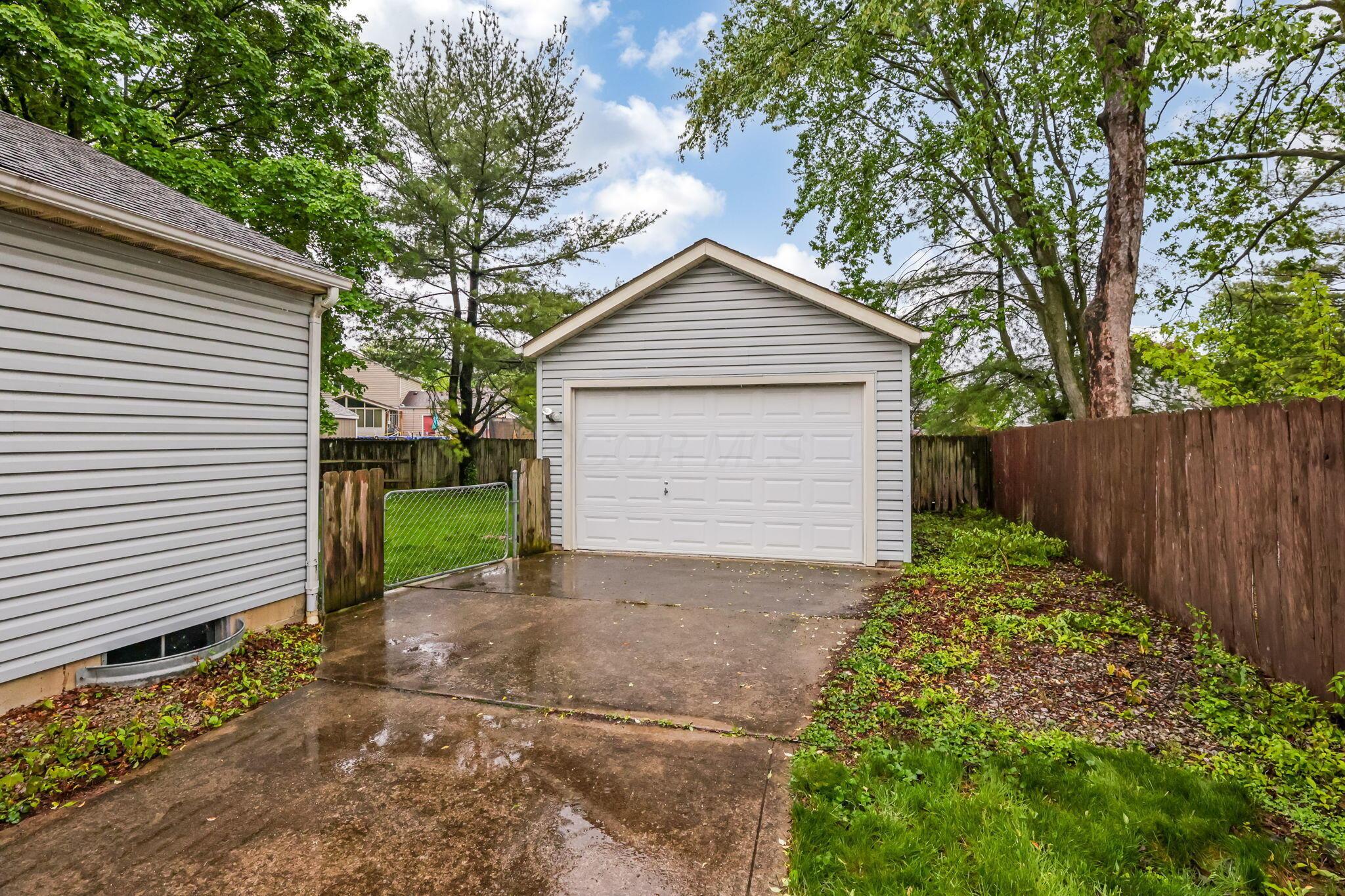 5713 Shannon Heights Boulevard, Dublin, Ohio image 41
