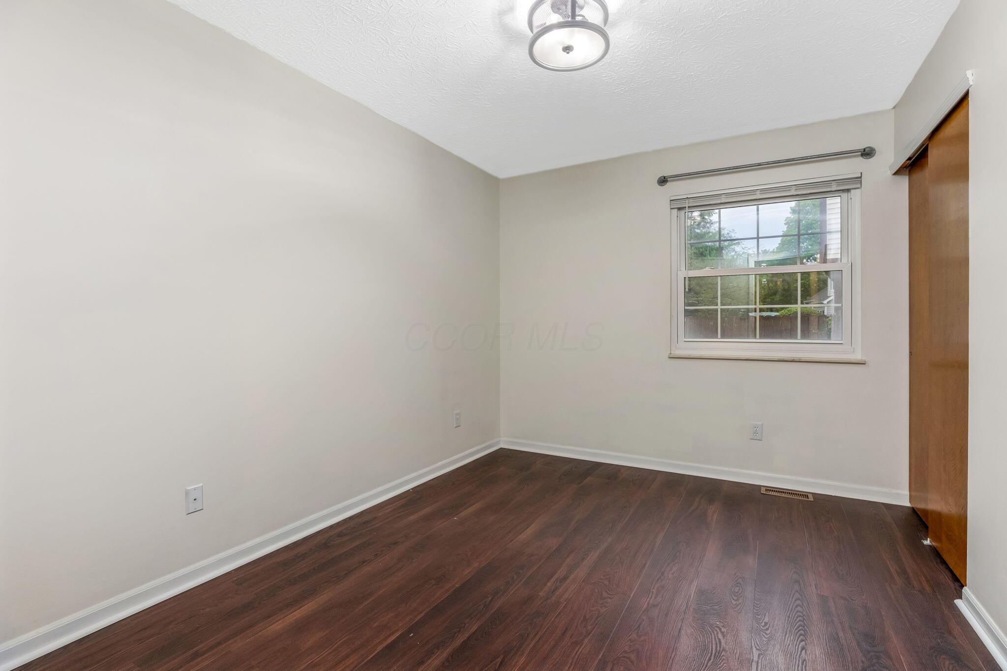 5713 Shannon Heights Boulevard, Dublin, Ohio image 26