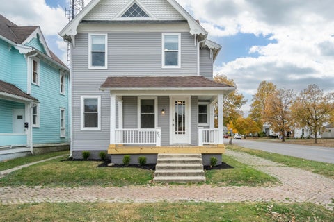 Photo of 231 N Fayette Street, Washington Court House, OH 43160 (MLS # 226036833)