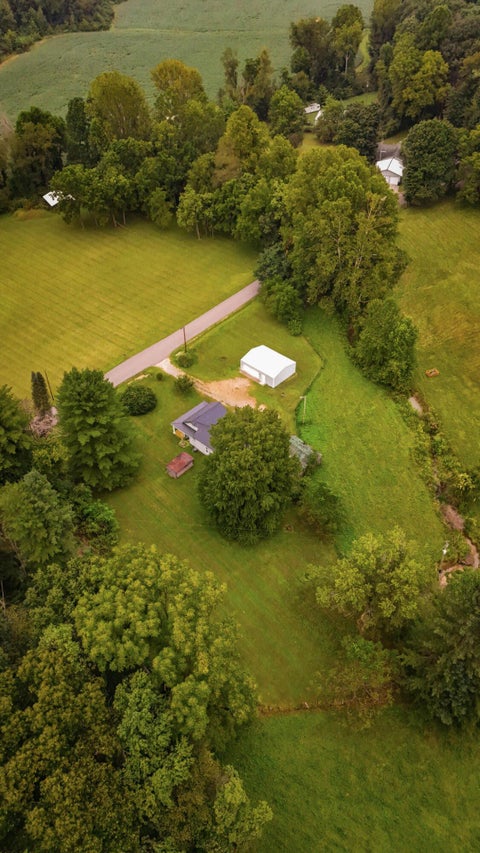 Tiny photo for 21606 E Sams Creek Road, Laurelville, OH 43135 (MLS # 226033301)