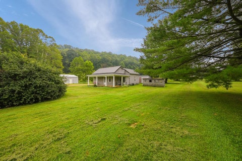 Tiny photo for 21606 E Sams Creek Road, Laurelville, OH 43135 (MLS # 226033301)