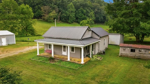 Tiny photo for 21606 E Sams Creek Road, Laurelville, OH 43135 (MLS # 226033301)