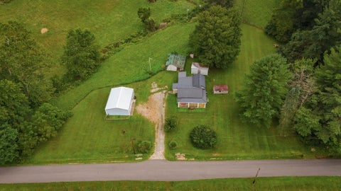 Tiny photo for 21606 E Sams Creek Road, Laurelville, OH 43135 (MLS # 226033301)