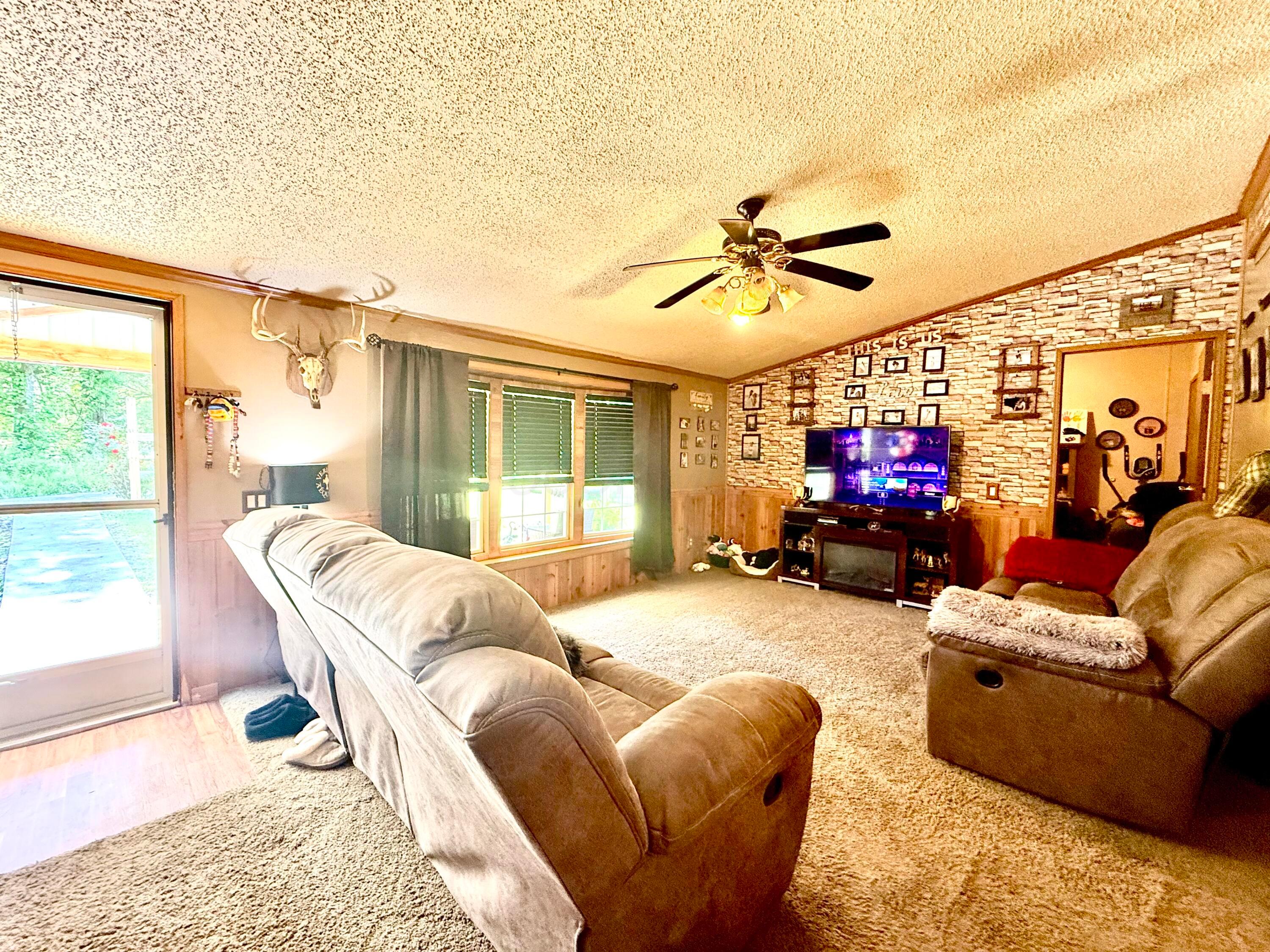37855 Maysville Greendale Road, Logan, Ohio image 12