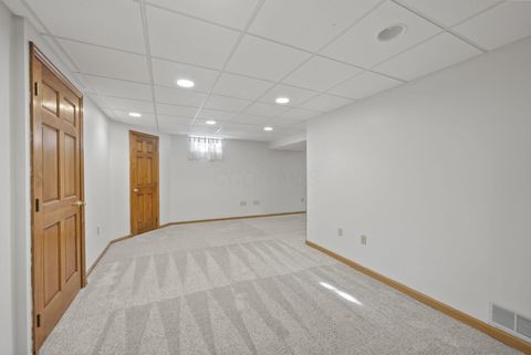 Tiny photo for 826 Elgin Circle, Pickerington, OH 43147 (MLS # 225044498)