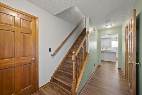 Tiny photo for 826 Elgin Circle, Pickerington, OH 43147 (MLS # 225044498)