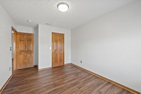 Tiny photo for 826 Elgin Circle, Pickerington, OH 43147 (MLS # 225044498)