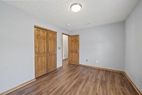 Tiny photo for 826 Elgin Circle, Pickerington, OH 43147 (MLS # 225044498)