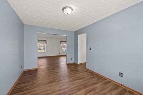 Tiny photo for 826 Elgin Circle, Pickerington, OH 43147 (MLS # 225044498)