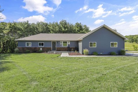 Homes For Sale - 5312 Cincinnati Zanesville Road<br/> Lancaster, OH 43130