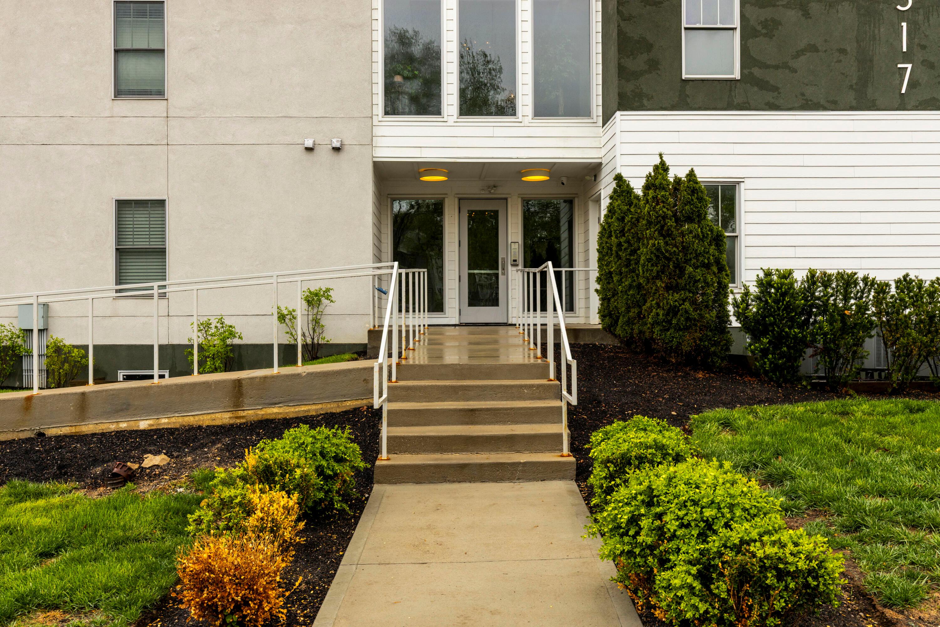 5317 Highpointe Lakes Drive #404, Westerville, Ohio image 27