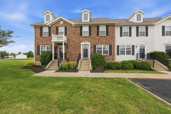 1075 SHADY LAKE DR, COLUMBUS, OH 43228 - Image b19fb8b7e1b9110c8aa722f773346df3/708056973
