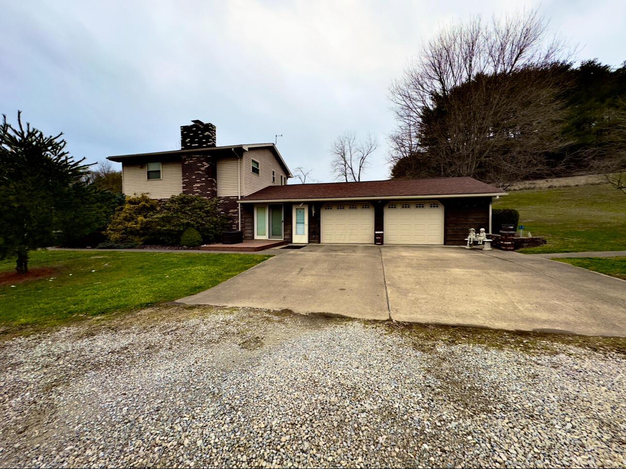 33 Needham Drive, Belpre, Ohio image 7