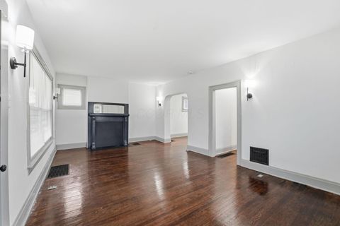 Tiny photo for 27 Dakota Avenue, Columbus, OH 43222 (MLS # 226000646)