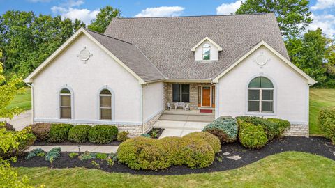 Photo of 2690 Red Robin Way, Delaware, OH 43015 (MLS # 225030911)