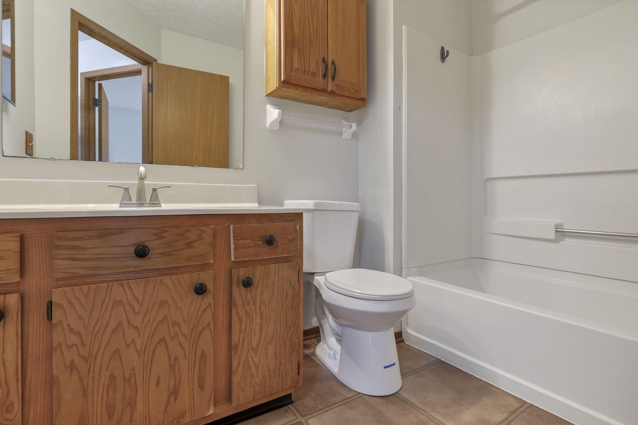 6886 Brockland Drive, Reynoldsburg, Ohio image 23