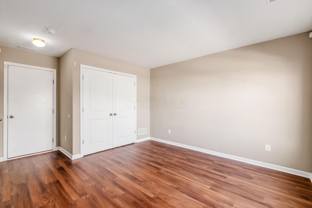 Photo of 5749 Passage Creek Drive, Dublin, OH 43016 (MLS # 226012140)