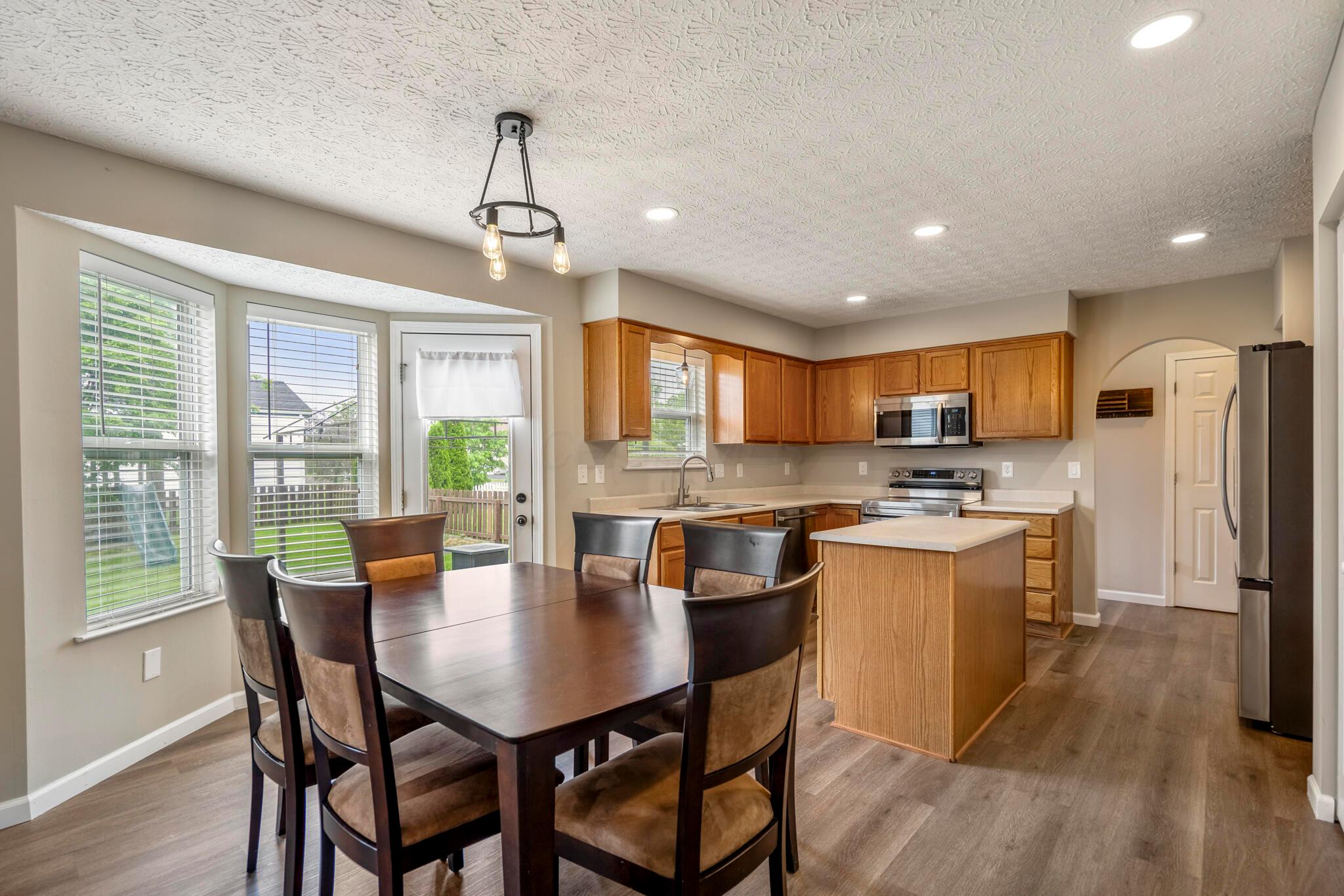 1805 Milridge Court, Marysville, Ohio image 12
