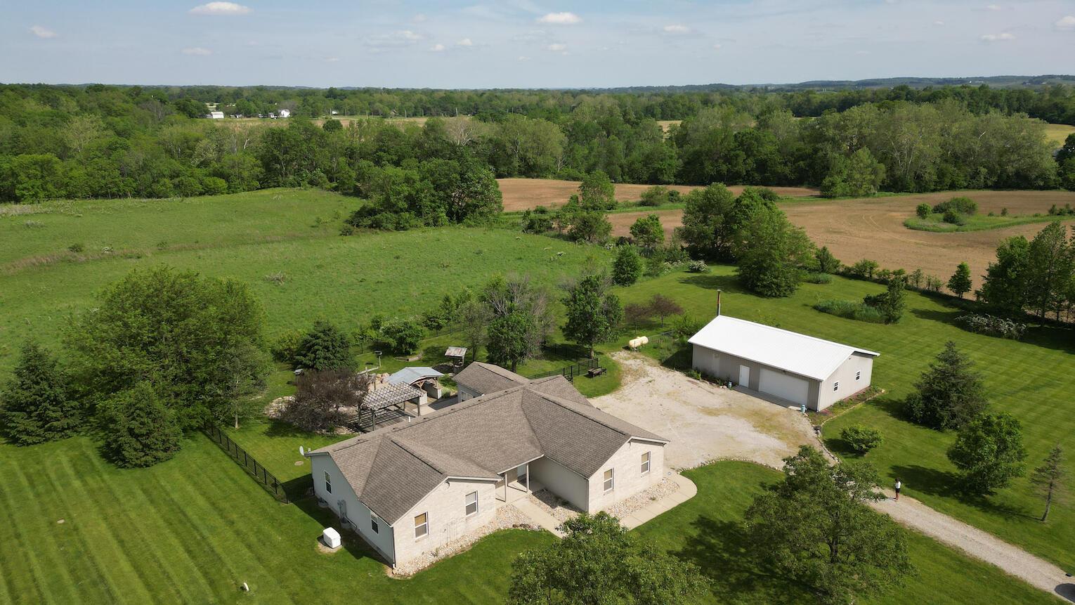 13790 Ringgold Northern Road, Ashville, Ohio image 1