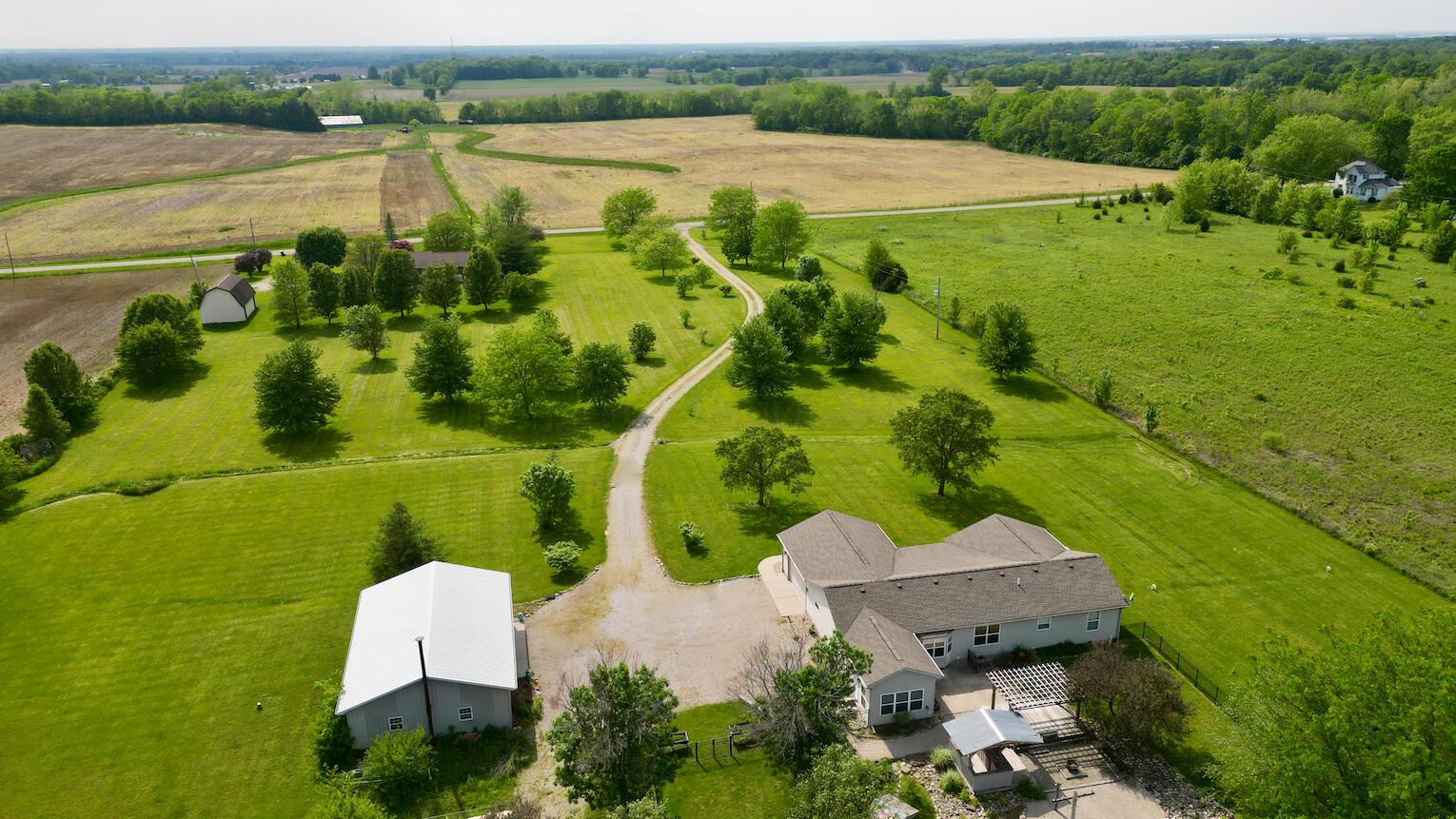 13790 Ringgold Northern Road, Ashville, Ohio image 4
