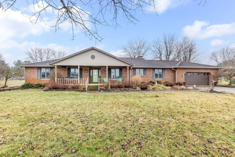 Photo of 4479 State Route 762, Lockbourne, OH 43137 (MLS # 226006350)