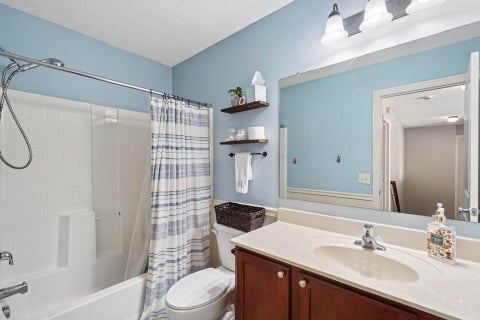Tiny photo for 6122 Granite Pointe Drive, Columbus, OH 43213 (MLS # 226038999)