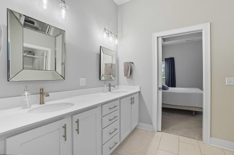 Tiny photo for 1622 Linkhorn Drive, Grove City, OH 43123 (MLS # 225037427)