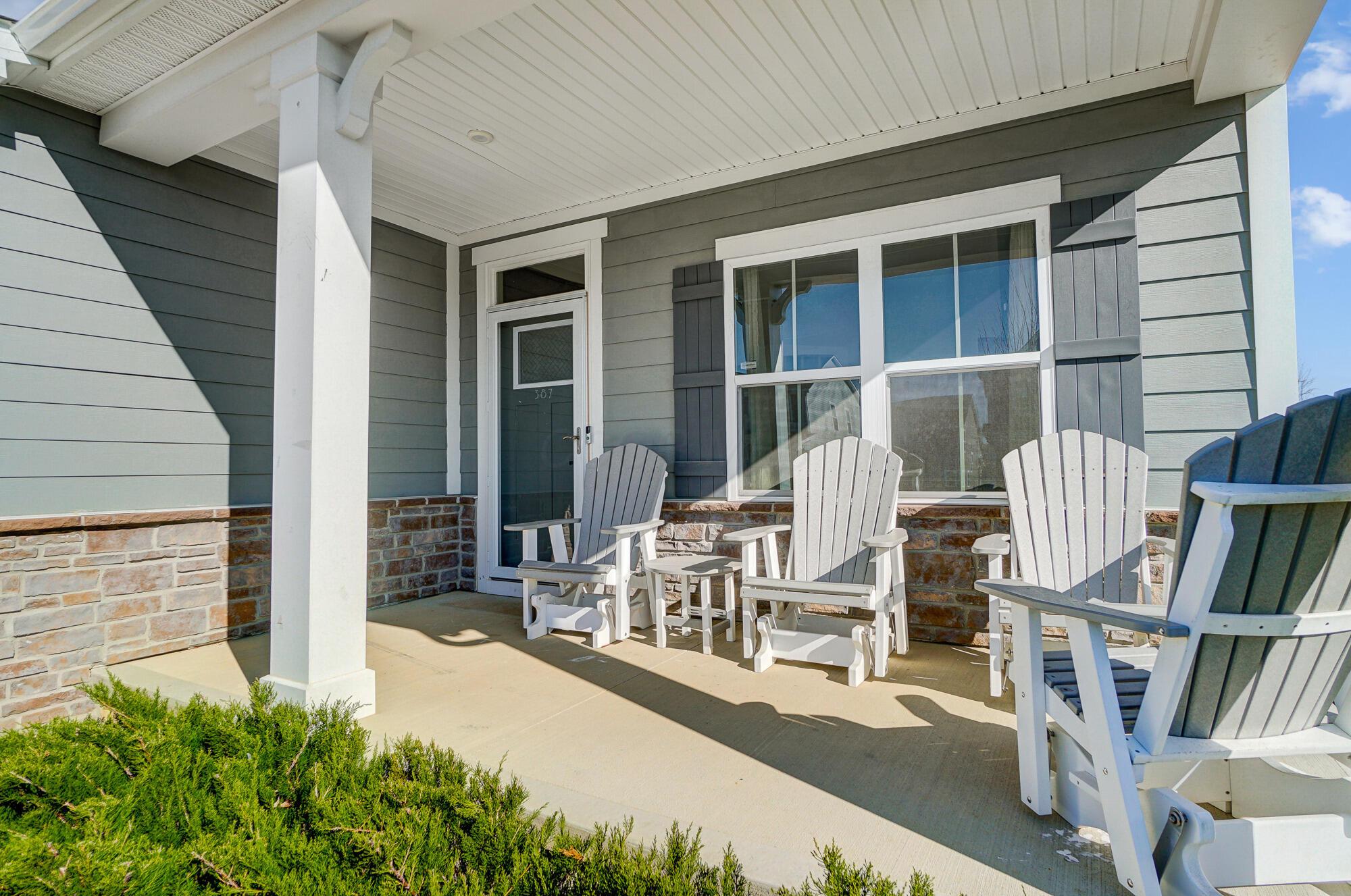 387 Crownover Way, Lewis Center, Ohio image 2