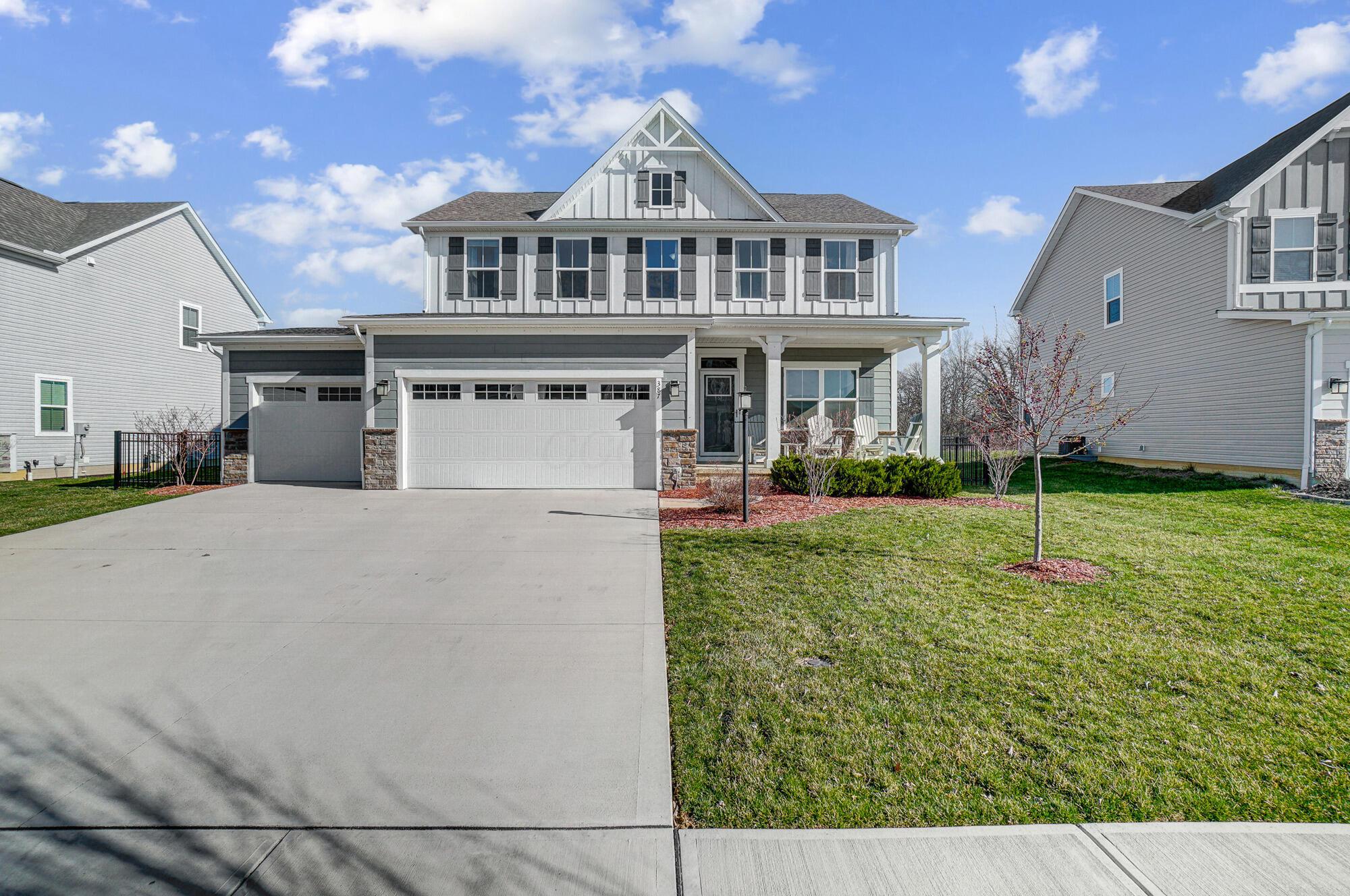 387 Crownover Way, Lewis Center, Ohio image 1