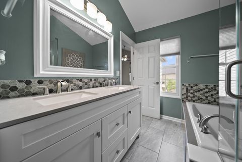 Tiny photo for 5541 Village Crossing 5541 #5541, Hilliard, OH 43026 (MLS # 226014532)