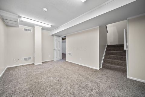 Tiny photo for 5541 Village Crossing 5541 #5541, Hilliard, OH 43026 (MLS # 226014532)