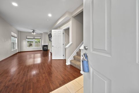 Tiny photo for 5541 Village Crossing 5541 #5541, Hilliard, OH 43026 (MLS # 226014532)
