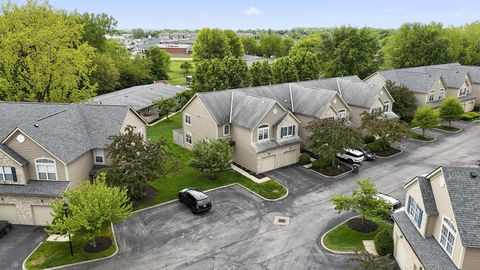 Tiny photo for 5541 Village Crossing 5541 #5541, Hilliard, OH 43026 (MLS # 226014532)