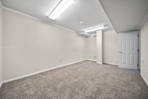 Tiny photo for 5541 Village Crossing 5541 #5541, Hilliard, OH 43026 (MLS # 226014532)