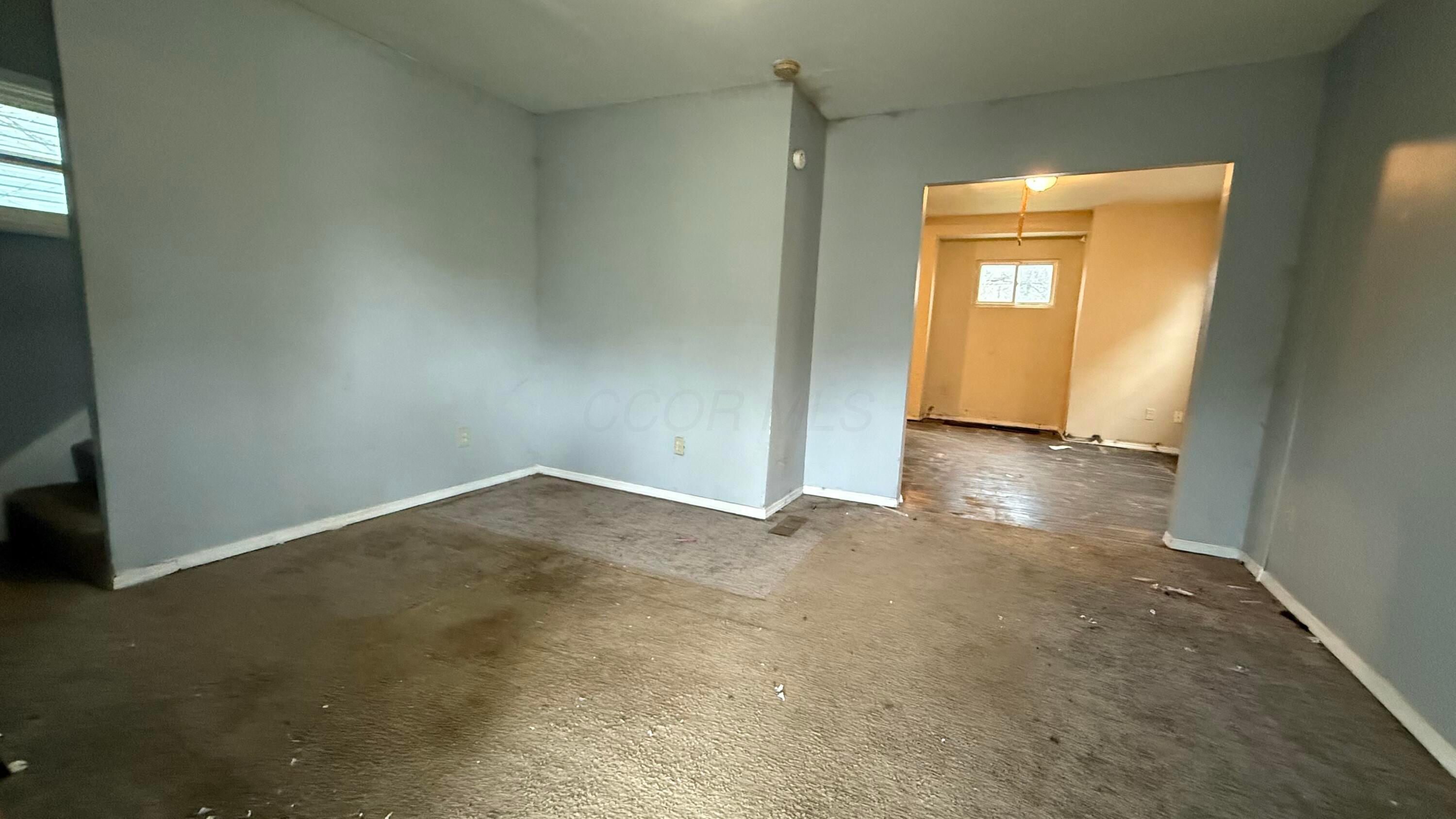 945 E 15th Avenue, Columbus, Ohio image 3