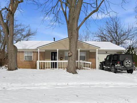 Photo of 3054 Wadsworth Court, Columbus, OH 43232 (MLS # 225045713)