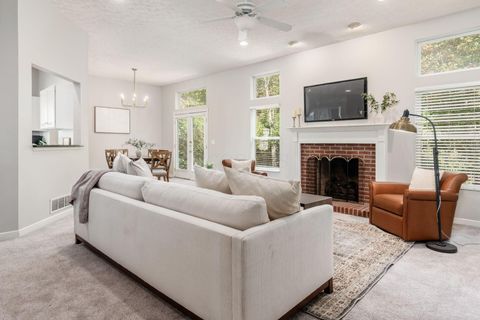 Photo of 6250 Tetlin Field Drive, New Albany, OH 43054 (MLS # 225035564)