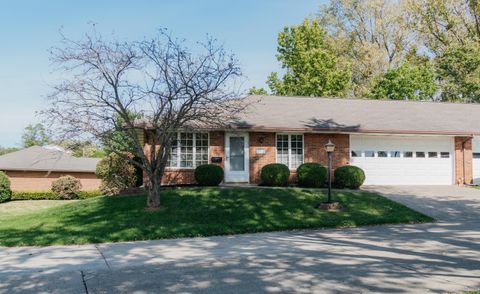 Photo of 732 Grandview Drive, Springfield, OH 45503 (MLS # 225038867)