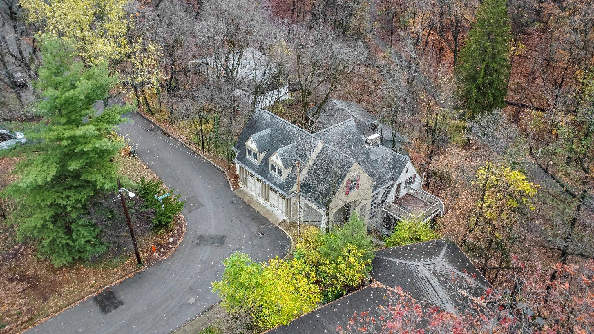 Columbus, Ohio, 43202, United States, 4 Bedrooms Bedrooms, ,4 BathroomsBathrooms,Residential,Active,1748765